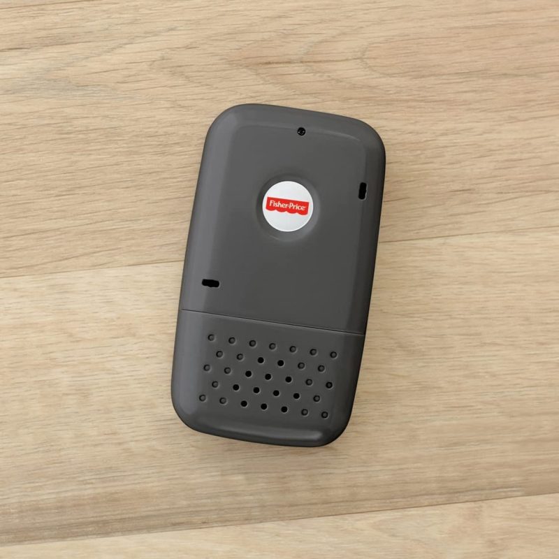 Fisher-Price Laugh & Learn Smart Phone, Musical Infant Toy – English Edition - Image 3