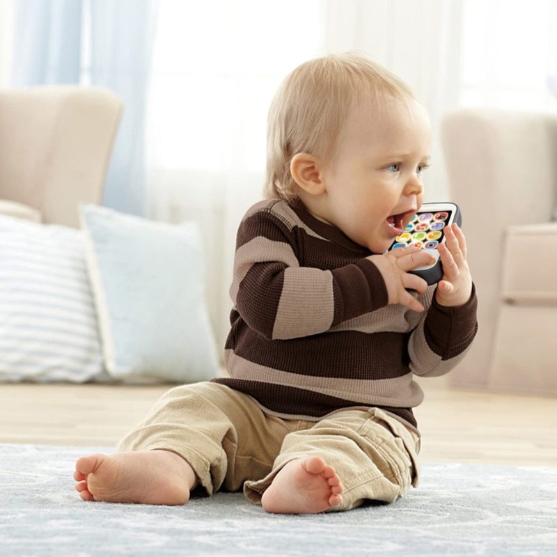 Fisher-Price Laugh & Learn Smart Phone, Musical Infant Toy – English Edition - Image 9