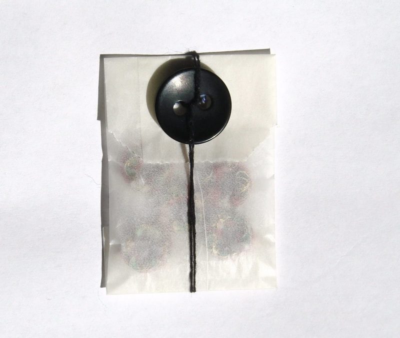 Uline Mini Glassine Wax Paper Bags - 2 x 3 1/2 (pack of 100 bags) - Image 2