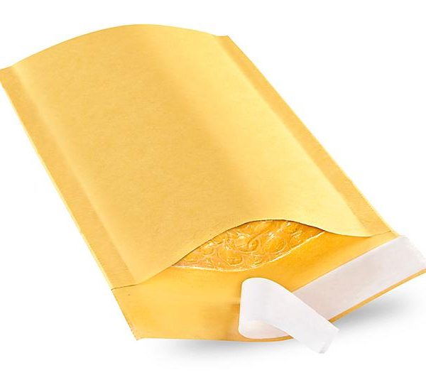 Pack of 25 - Uline Self-Seal Gold Bubble Mailers #000 - 4 x 8"