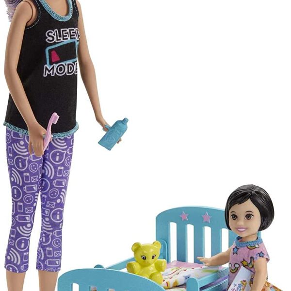 Barbie Skipper Babysitters Inc. Bedtime Playset with Babysitting Skipper Doll, Toddler Doll with Glow-in-the-Dark Pajamas and Accessories for Kids 3 to 7 Years Old, Playsets